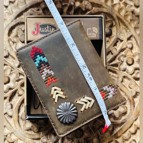Justin Boots Needlepoint Card Wallet With Money Clip NIB - Picture 3 of 8